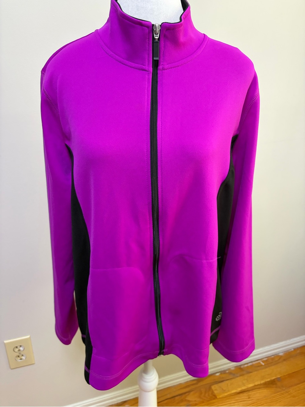 Be Inspired women’s Magenta Pink Full Zip Active Jacket Size XL